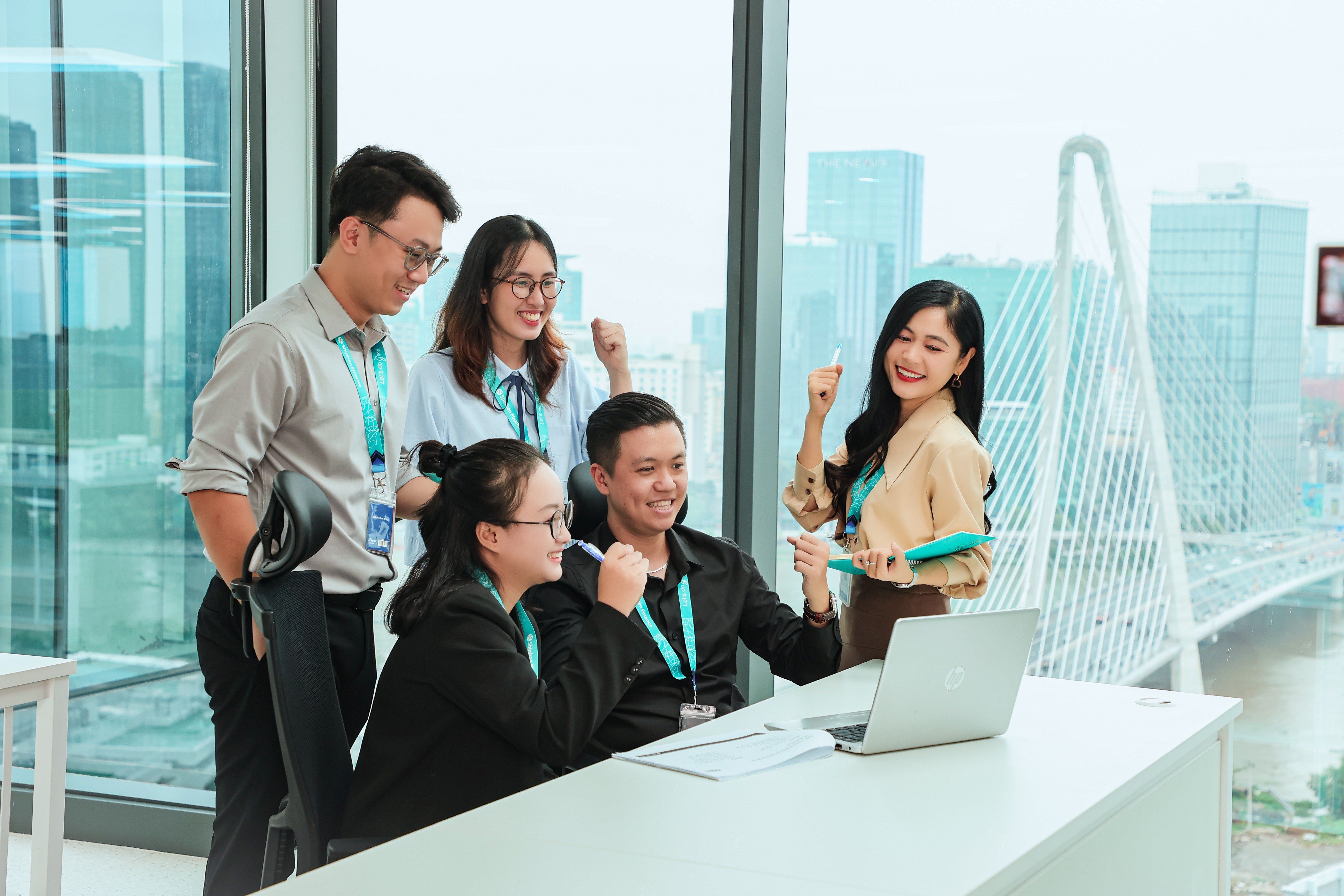Shinhan Finance: 18 năm đồng hành và trao hàng triệu giải pháp tài chính cho người dân Việt